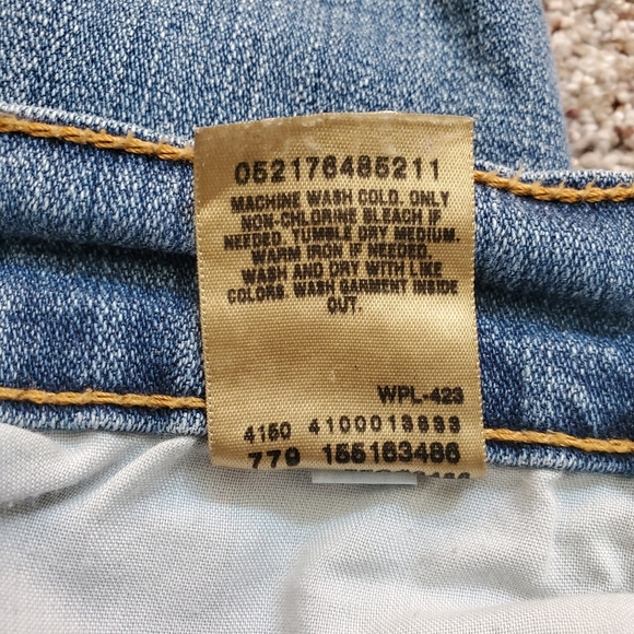 Levi's 515 Bootcut Jeans - Picture 11 of 14